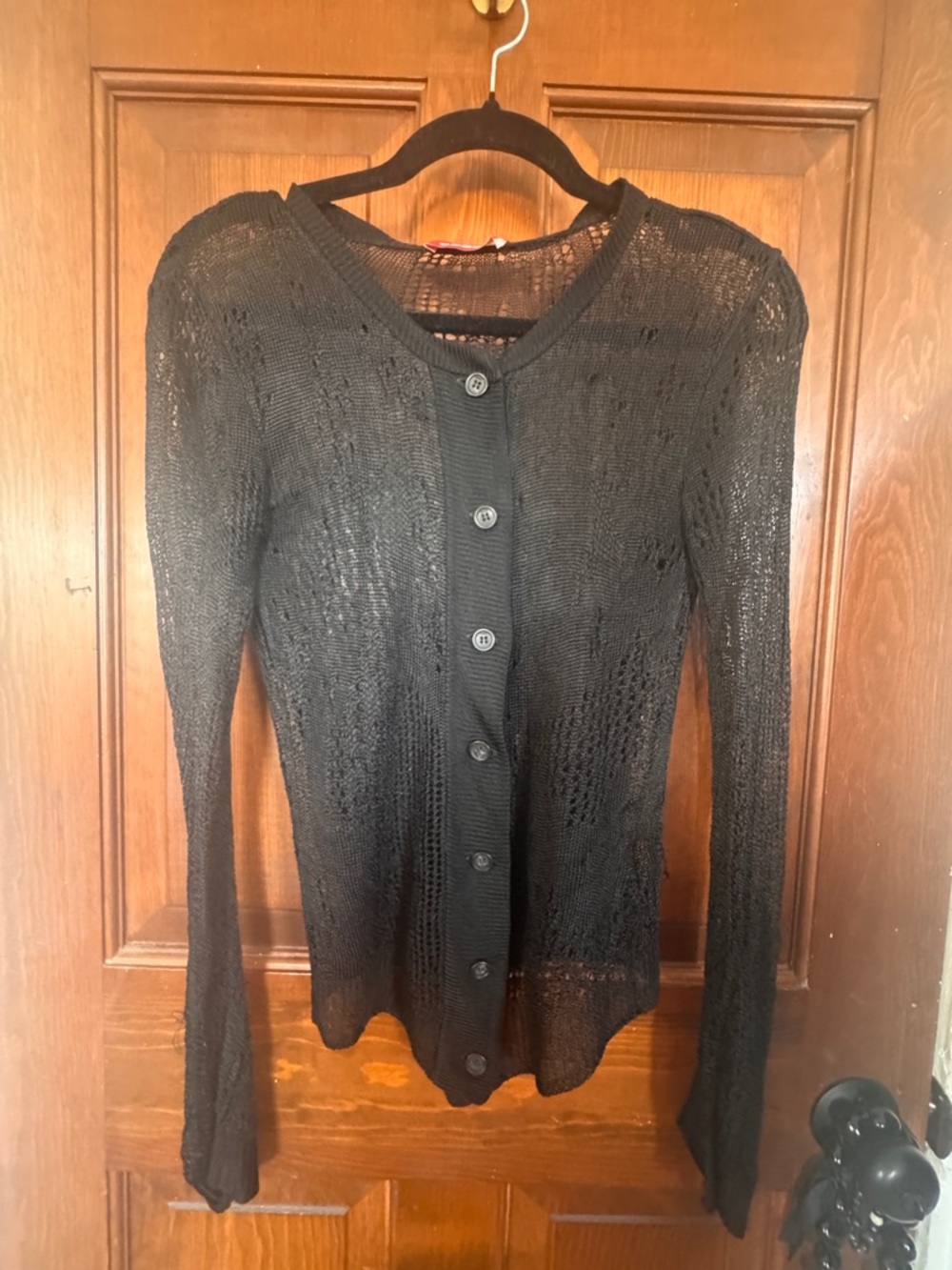 032C Women's Black Button-Front Lightweight Knit Cardigan